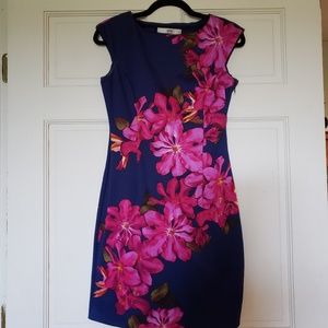 Fitted floral dress